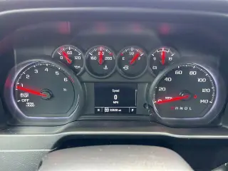 Chevrolet Silverado 1500 2020 4x4 Custom 4p Doble Cabina 6.6 pies SB