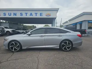Honda Accord 2018 Sport 4p Sedan (2.0T I4 10A)