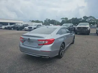Honda Accord 2018 Sport 4p Sedan (2.0T I4 10A)