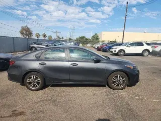 Kia Forte 2024 LXS Sedan 4p