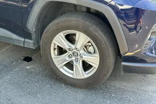 Toyota RAV4 2020 AWD XLE 4p SUV