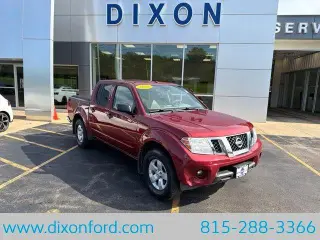 Nissan Frontier 2013 4x4 S 4dr Crew Cab 5 pies. SB Pickup 6M