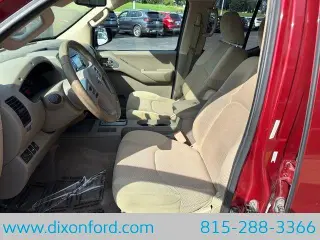 Nissan Frontier 2013 4x4 S 4dr Crew Cab 5 pies. SB Pickup 6M