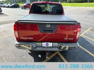 Nissan Frontier 2013 4x4 S 4dr Crew Cab 5 pies. SB Pickup 6M