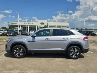 Volkswagen Atlas Cross Sport 2024 SE 4p SUV