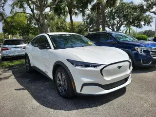 Ford Mustang Mach-E 2023 Select 4p SUV