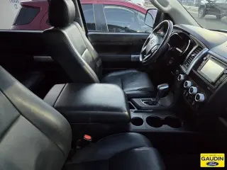 Toyota Sequoia 2019 4x4 SR5 4p SUV
