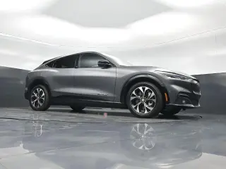 Ford Mustang Mach-E 2023 Premium 4p SUV