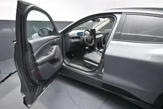 Ford Mustang Mach-E 2023 Premium 4p SUV