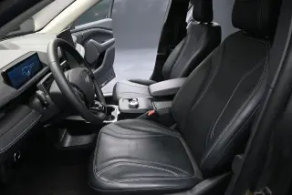 Ford Mustang Mach-E 2023 Premium 4p SUV