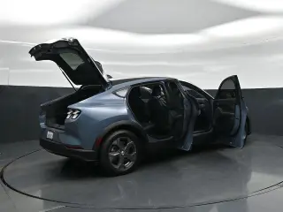 Ford Mustang Mach-E 2023 Select 4p SUV