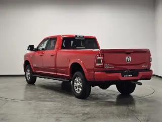 Ram 2500 2019 4x4 Laramie 4p. Cabina de Tripulación 8 pies. Camión de Carga Pesada