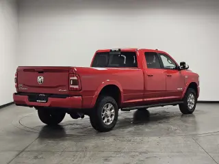 Ram 2500 2019 4x4 Laramie 4p. Cabina de Tripulación 8 pies. Camión de Carga Pesada