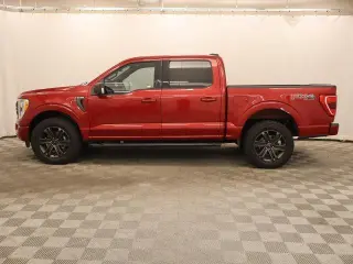 Ford F-150 2022 4x4 XLT 4p SuperCrew 5.5 ft CA
