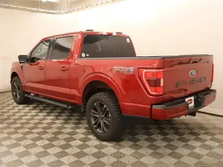 Ford F-150 2022 4x4 XLT 4p SuperCrew 5.5 ft CA