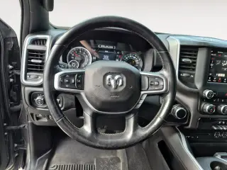 Ram 1500 2019 4x4 Big Horn 4p Camión Cabina Doble 5.6 pies ST
