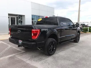 Ford F-150 2022 4x4 XLT 4p SuperCrew 5.5 ft. SB