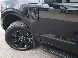 Ford F-150 2022 4x4 XLT 4p SuperCrew 5.5 ft. SB
