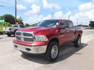 Ram 1500 2014 4x4 SLT 4p Cabina de Tripulacion 5.5 ft. SB Camioneta