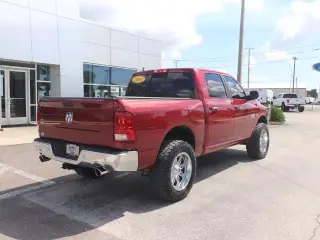 Ram 1500 2014 4x4 SLT 4p Cabina de Tripulacion 5.5 ft. SB Camioneta