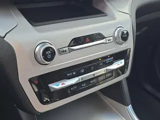 Ford Explorer 2023 AWD XLT 4p SUV