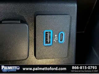 Ford Explorer 2024 AWD Platinum 4p SUV