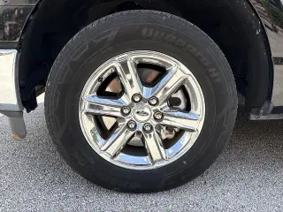 Ford F-150 2025 4x2 XLT 4p SuperCrew 5.5 ft. SB