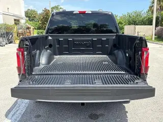 Ford F-150 2025 4x2 XLT 4p SuperCrew 5.5 ft. SB
