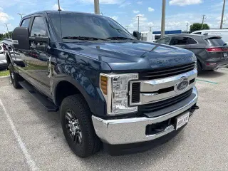 Ford F-250 Super Duty 2018 4x4 XL 4p Camioneta Cabina Doble Estante de 6.8 pies