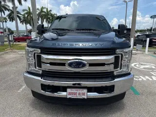 Ford F-250 Super Duty 2018 4x4 XL 4p Camioneta Cabina Doble Estante de 6.8 pies