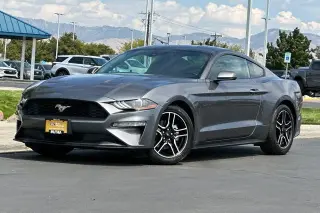 Ford Mustang 2021 EcoBoost 2p Fastback