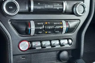 Ford Mustang 2021 EcoBoost 2p Fastback