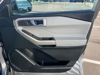 Ford Explorer 2024 AWD XLT 4p SUV