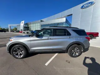 Ford Explorer 2024 AWD XLT 4p SUV