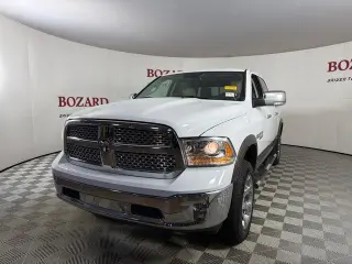 Ram 1500 2018 4x4 Laramie Crew Cab 4 puertas batea corta de 5.5 pies