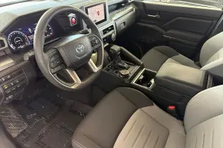 Toyota Tacoma 2025 4x4 SR5 4p Doble Cabina 5.0 ft SB