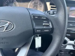 Hyundai ELANTRA 2019 SE Sedán 4p 6M