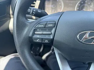 Hyundai ELANTRA 2019 SE Sedán 4p 6M