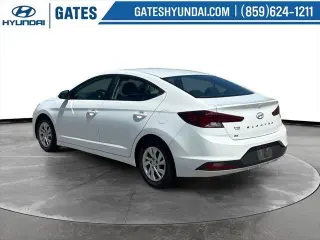 Hyundai ELANTRA 2019 SE Sedán 4p 6M