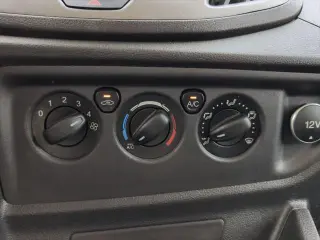 Ford Transit 2016 150 3p SWB techo bajo furgoneta de carga con puertas laterales para pasajeros 60/40