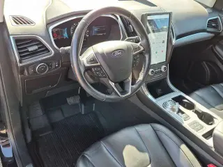 Ford Edge 2021 AWD Titanium 4dr Crossover