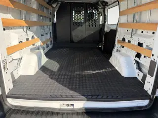 Ford Transit 2025 250 3dr SWB Baja Techo Camioneta de Carga