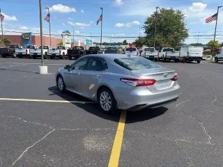 Toyota Camry 2020 LE 4p Sedan