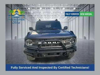 Ford Bronco 2024 4x4 Black Diamond 2 puertas SUV