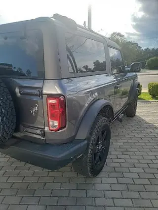 Ford Bronco 2024 4x4 Black Diamond 2 puertas SUV