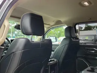 Ram 1500 2019 4x2 Laramie 4p Camioneta Cabina Extendida 6.4 ft. SB