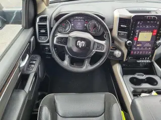 Ram 1500 2019 4x2 Laramie 4p Camioneta Cabina Extendida 6.4 ft. SB
