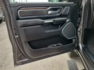 Ram 1500 2019 4x2 Laramie 4p Camioneta Cabina Extendida 6.4 ft. SB