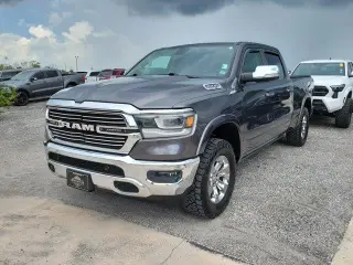 Ram 1500 2019 4x2 Laramie 4p Camioneta Cabina Extendida 6.4 ft. SB