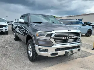 Ram 1500 2019 4x2 Laramie 4p Camioneta Cabina Extendida 6.4 ft. SB